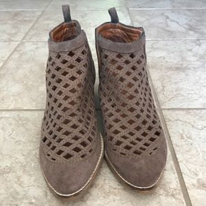 Jeffrey Campbell Taggart Booties